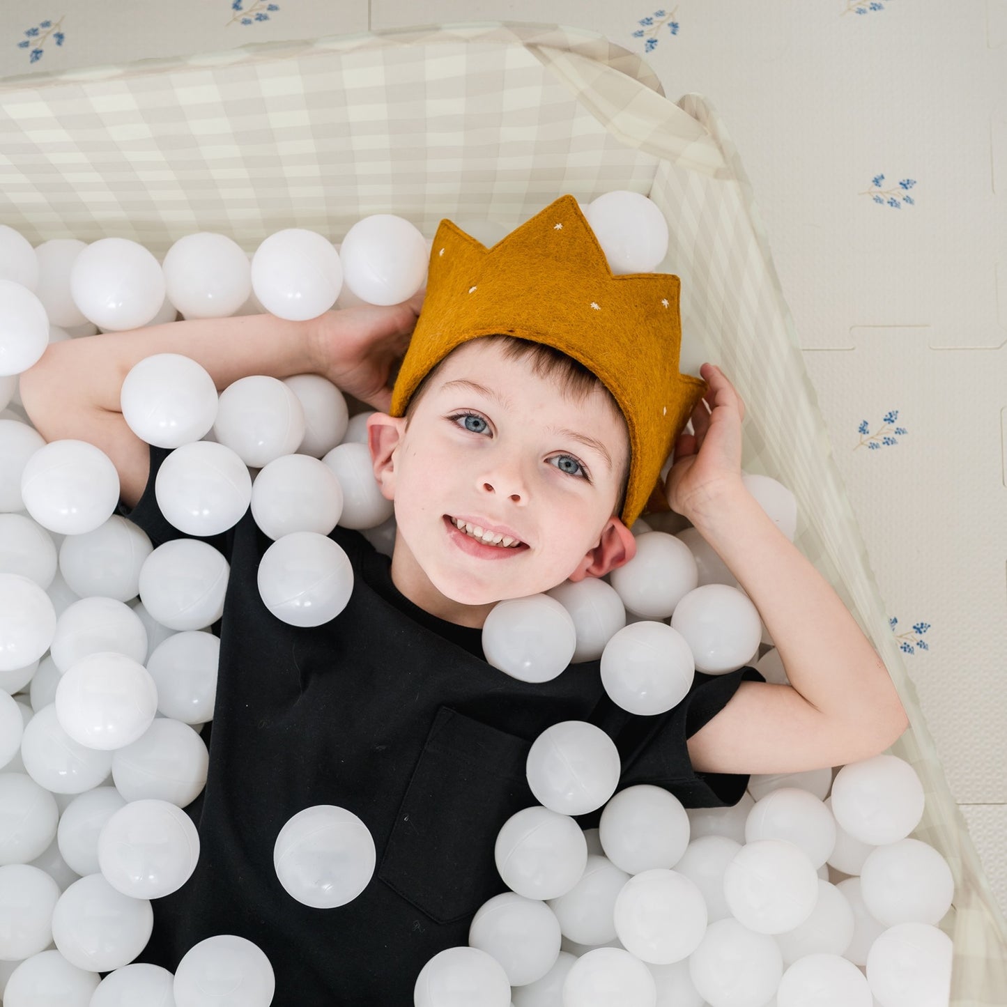 gingham beige recycled fabric ball pit