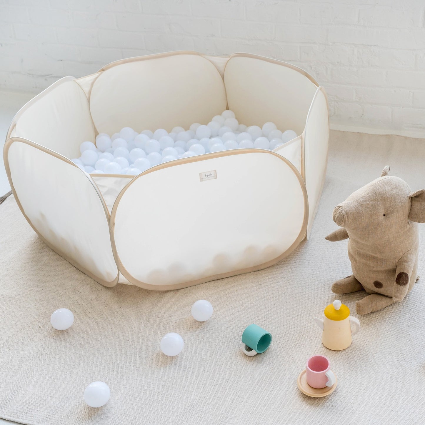 beige recycled fabric ball pit