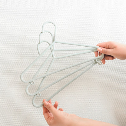 green wheat straw hangers (30 per set)
