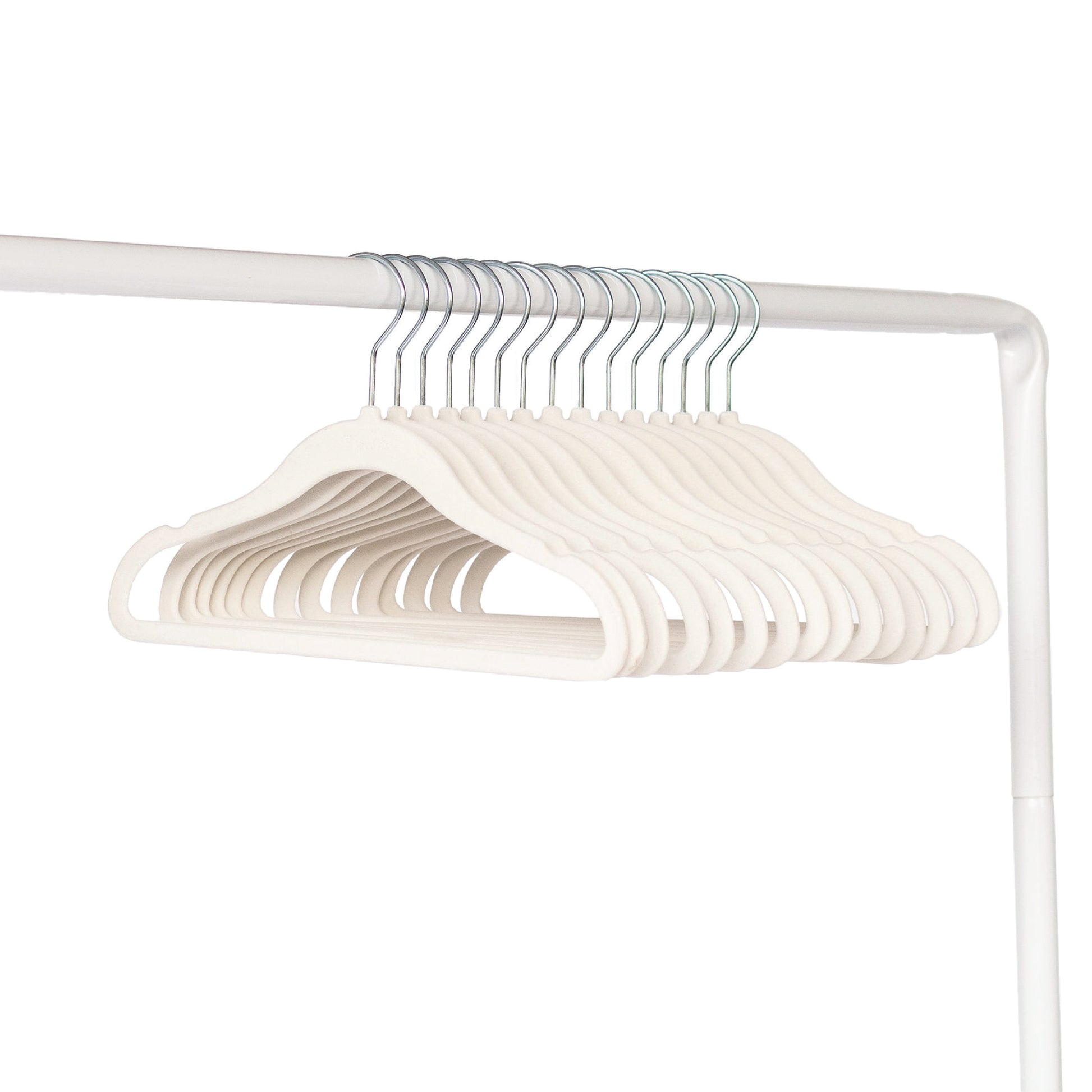 https://www.3sprouts.ca/cdn/shop/products/HVGCR_3Sprouts_Velvet_Hangers_Cream_large_rack.jpg?v=1674580065&width=1946